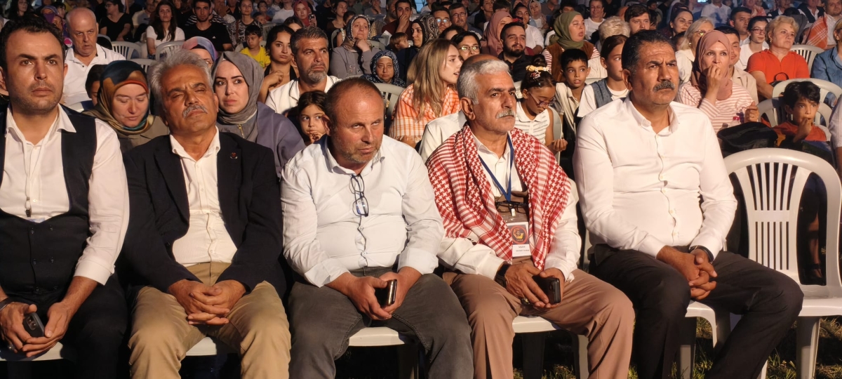 Sakarya'nın kültürel mirasını ve sanatsal zenginliğini ön plana çıkaran 2. Kültür Sanat Festivali, Sakarya Büyükşehir Belediyesi'nin ev sahipliğinde Millet Bahçesi'nde büyük bir coşkuyla başladı. 18-29 Ağustos tarihleri arası