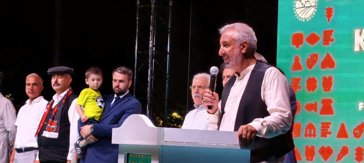 Sakarya'nın kültürel mirasını ve sanatsal zenginliğini ön plana çıkaran 2. Kültür Sanat Festivali, Sakarya Büyükşehir Belediyesi'nin ev sahipliğinde Millet Bahçesi'nde büyük bir coşkuyla başladı. 18-29 Ağustos tarihleri arası