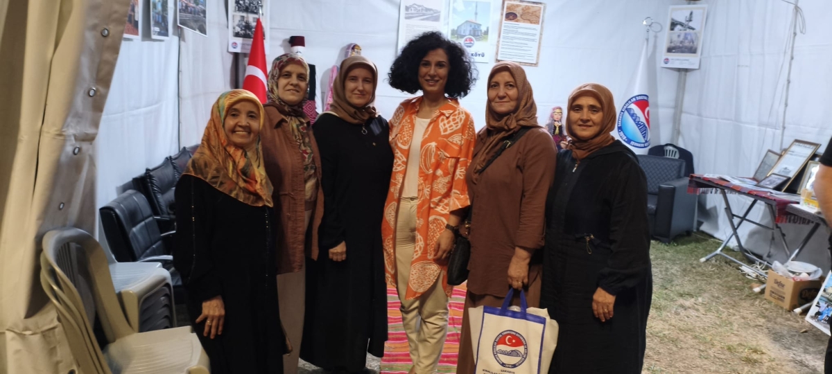 Sakarya'nın kültürel mirasını ve sanatsal zenginliğini ön plana çıkaran 2. Kültür Sanat Festivali, Sakarya Büyükşehir Belediyesi'nin ev sahipliğinde Millet Bahçesi'nde büyük bir coşkuyla başladı. 18-29 Ağustos tarihleri arası