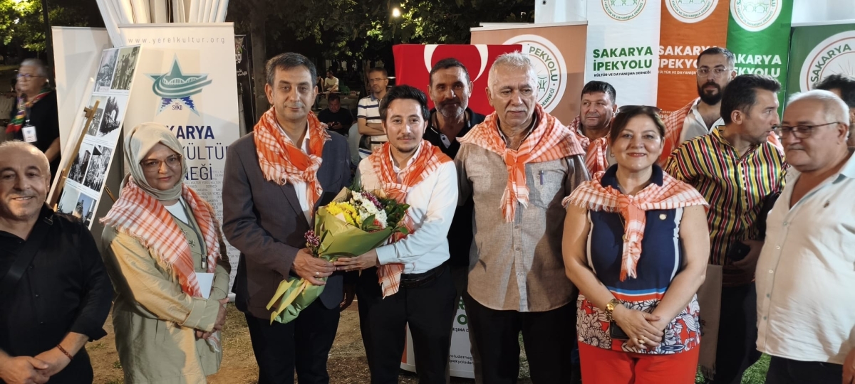 Sakarya'nın kültürel mirasını ve sanatsal zenginliğini ön plana çıkaran 2. Kültür Sanat Festivali, Sakarya Büyükşehir Belediyesi'nin ev sahipliğinde Millet Bahçesi'nde büyük bir coşkuyla başladı. 18-29 Ağustos tarihleri arası