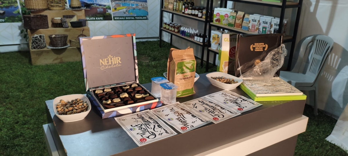 Sakarya'nın kültürel mirasını ve sanatsal zenginliğini ön plana çıkaran 2. Kültür Sanat Festivali, Sakarya Büyükşehir Belediyesi'nin ev sahipliğinde Millet Bahçesi'nde büyük bir coşkuyla başladı. 18-29 Ağustos tarihleri arası