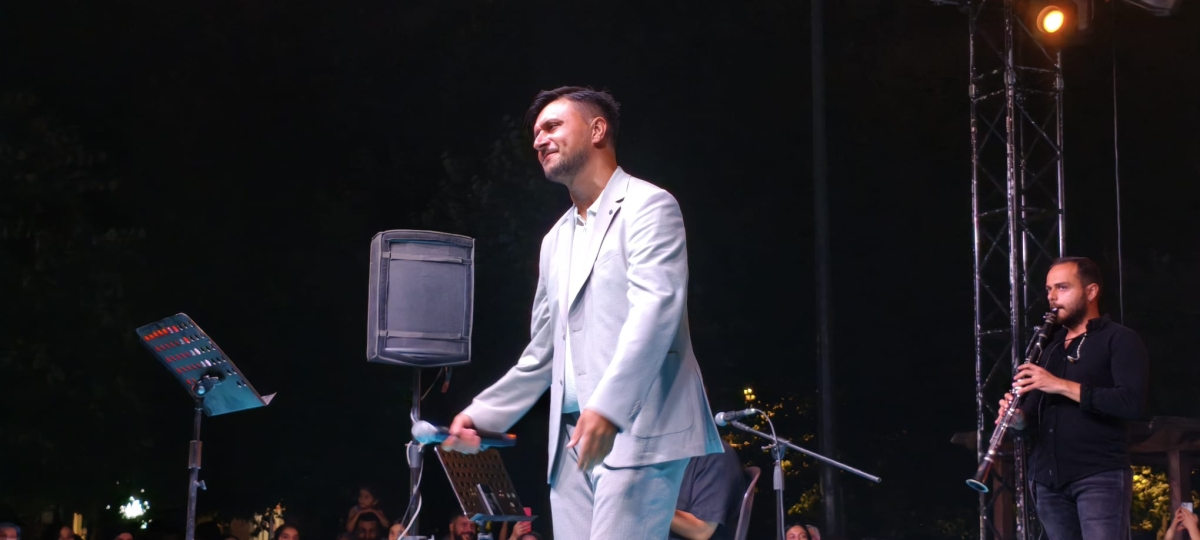 Sakarya'nın kültürel mirasını ve sanatsal zenginliğini ön plana çıkaran 2. Kültür Sanat Festivali, Sakarya Büyükşehir Belediyesi'nin ev sahipliğinde Millet Bahçesi'nde büyük bir coşkuyla başladı. 18-29 Ağustos tarihleri arası