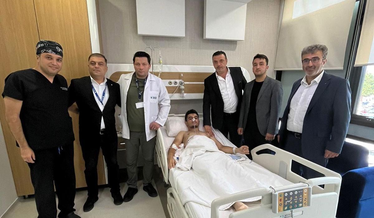 Sakaryaspor U-19 kalecisi Berkan Kapıcıoğlu’nun tedavisi Tedavisi Özel Adatıp Hastanesi’nde Devam Ediyor