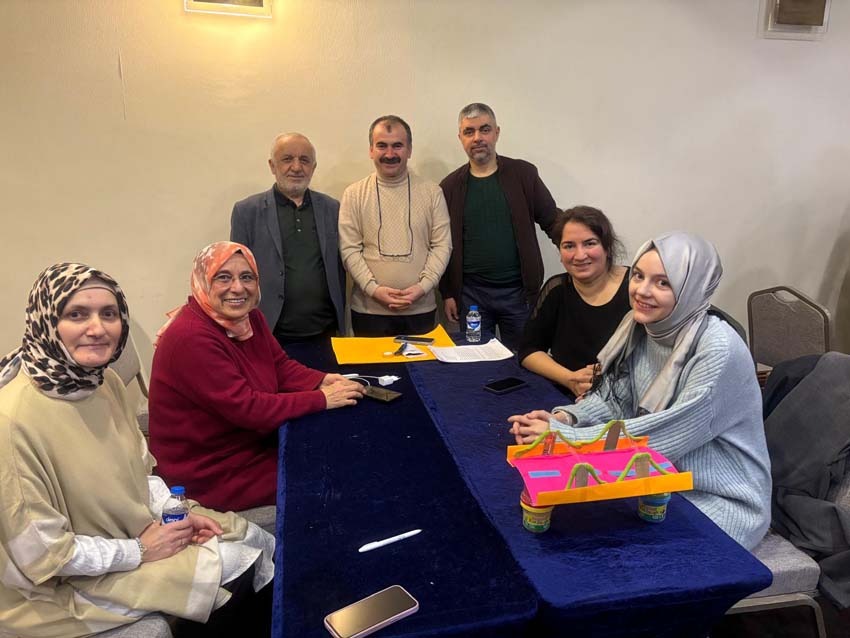 Öğretmenlere proje danışmanlığı eğitimi verildi.