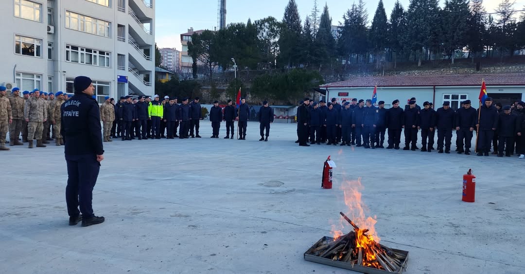 Bilecik Jandarması Yangın Eğitimiyle Güvenliğini Artırıyor