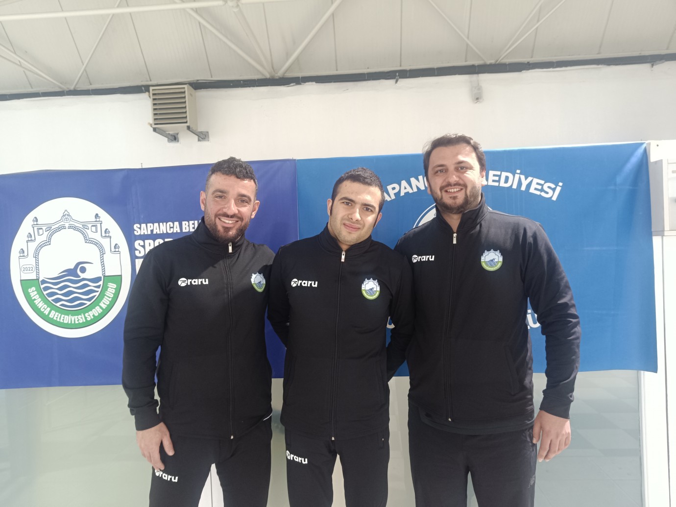 Otizmli Milli Yüzücü Ali Şirolu, Sapanca Belediyesi Spor Kulübü'ne Transfer Oldu