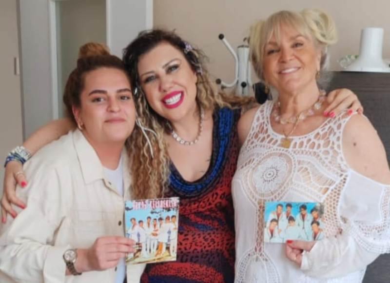 Beyaz Kelebekler'in Solisti Ülkü Üst Sarpkan'dan Anlamlı Reklam Filmi