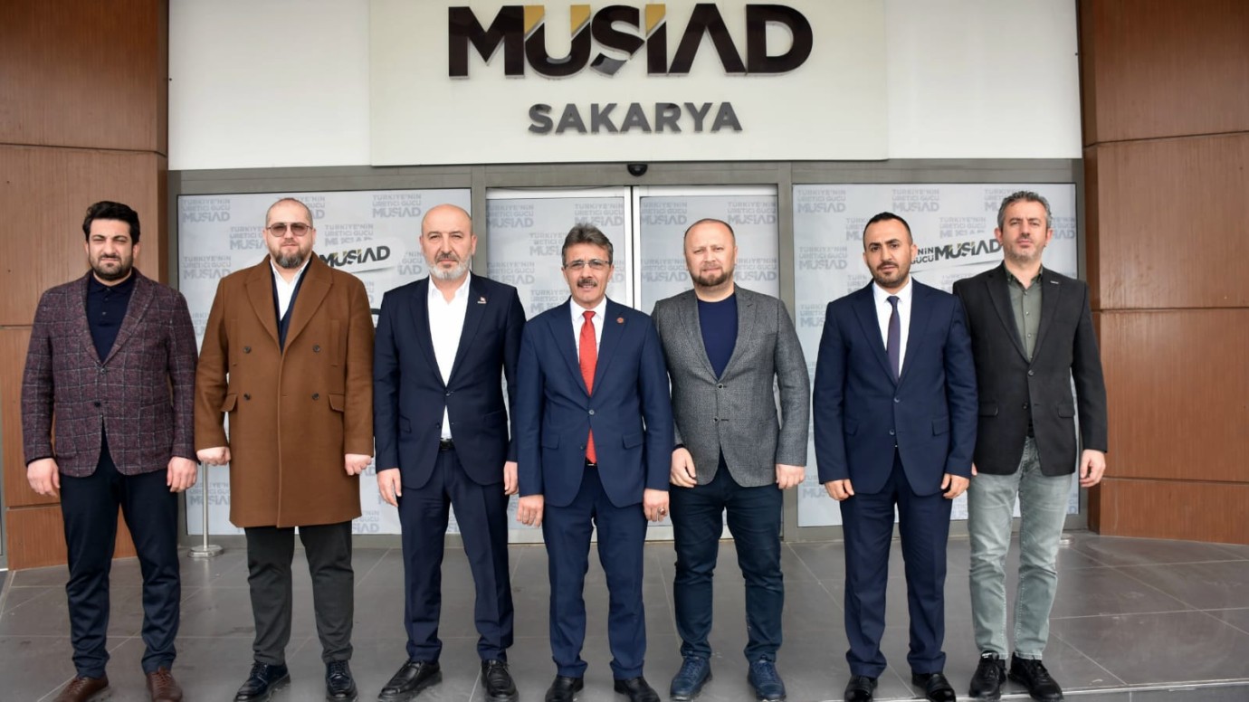 Erenler Belediye Başkanı Şenol Dinç’ten MÜSİAD Sakarya'ya hayırlı olsun ziyareti
