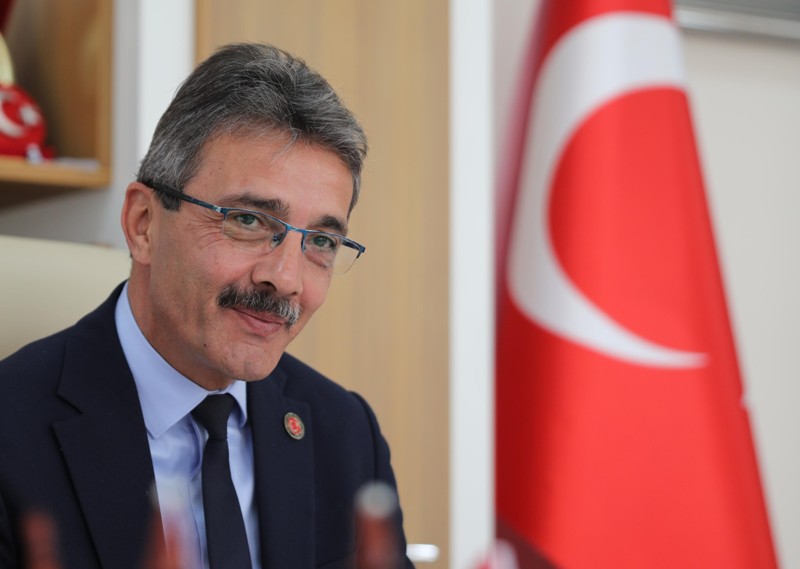 Erenler Belediye Başkanı Şenol Dinç'ten Ramazan Ayı Mesajı