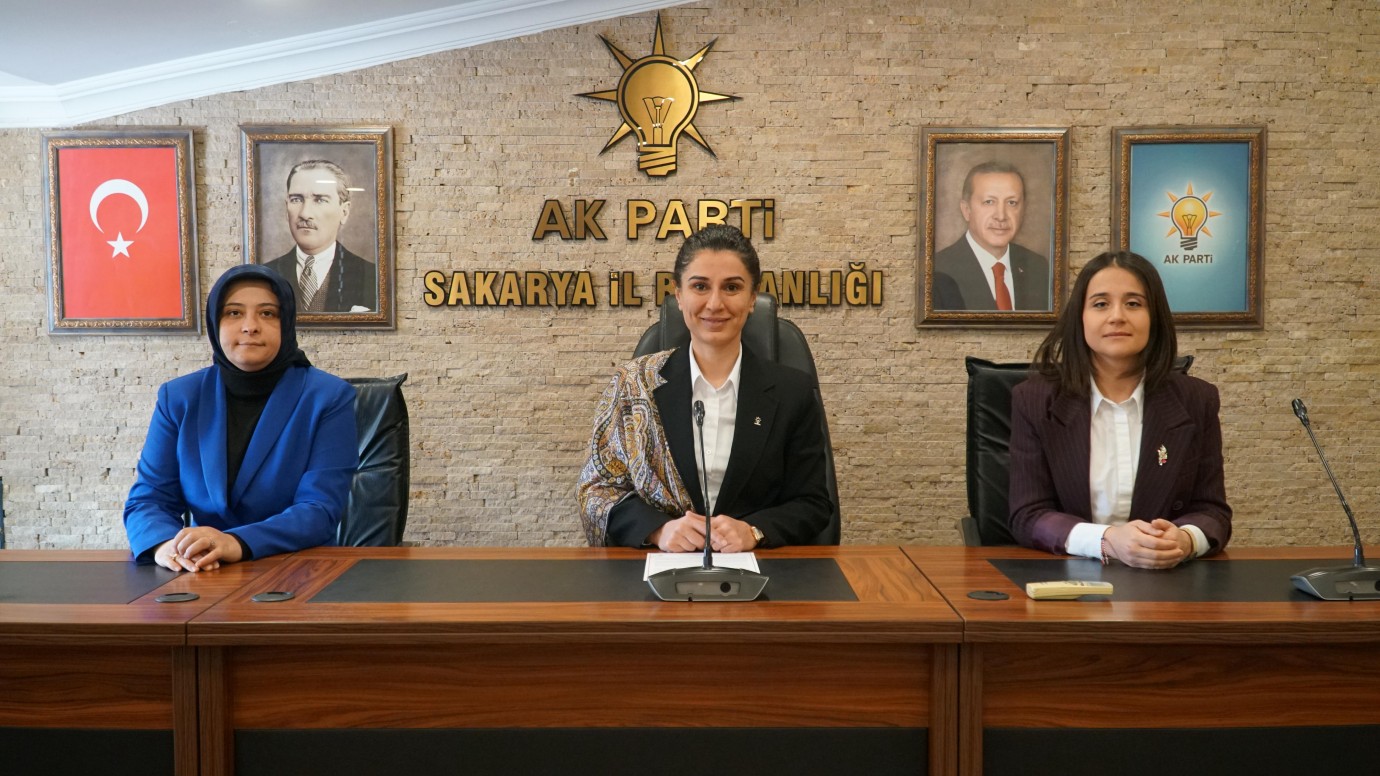 AK Parti'den 81 İlde Eş Zamanlı 8 Mart Dünya Kadınlar Günü Basın Açıklaması: 