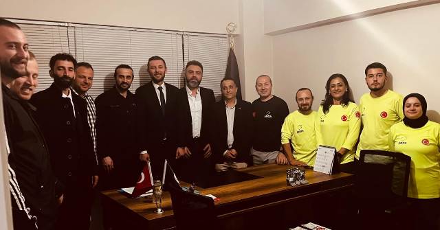 Anahtar Parti Serdivan İlçe Başkan Adayı Oğuz Baş ve Teşkilatından ANDA Sakarya'ya Anlamlı Ziyaret
