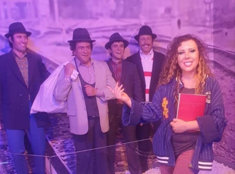 Sanatçı Yazar Selhan Özdemir'den Duygusal Kemal Sunal Müzesi Ziyareti: Yeşilçam Nostaljisi Gözyaşlarıyla Buluştu!