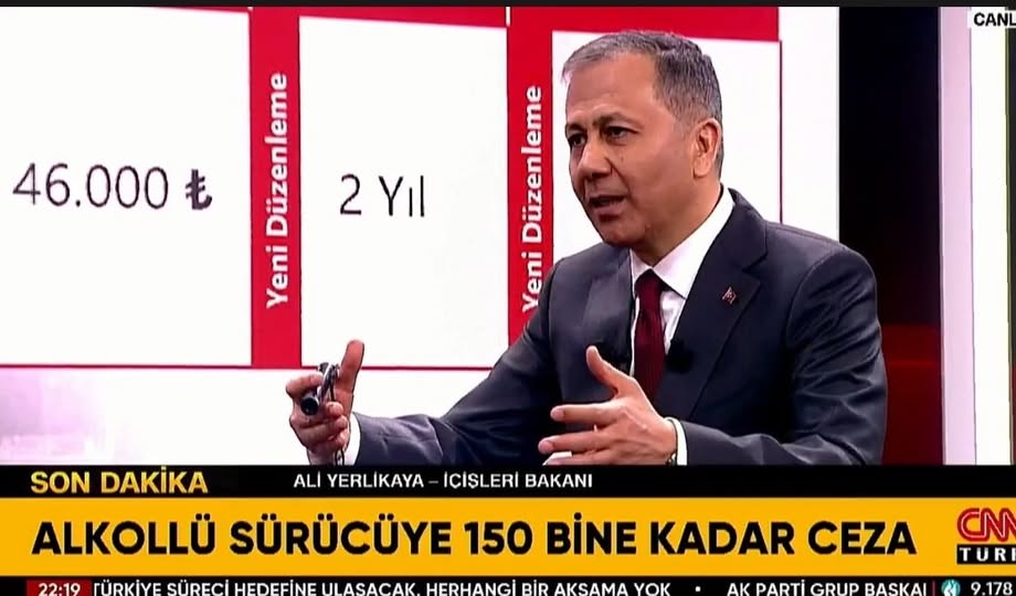 SON DAKİKA! TRAFİK KURALLARINA YENİ DÜZENLEMELER GELİYOR! İÇİŞLERİ BAKANI YERLİKAYA'DAN ÖNEMLİ AÇIKLAMALAR!