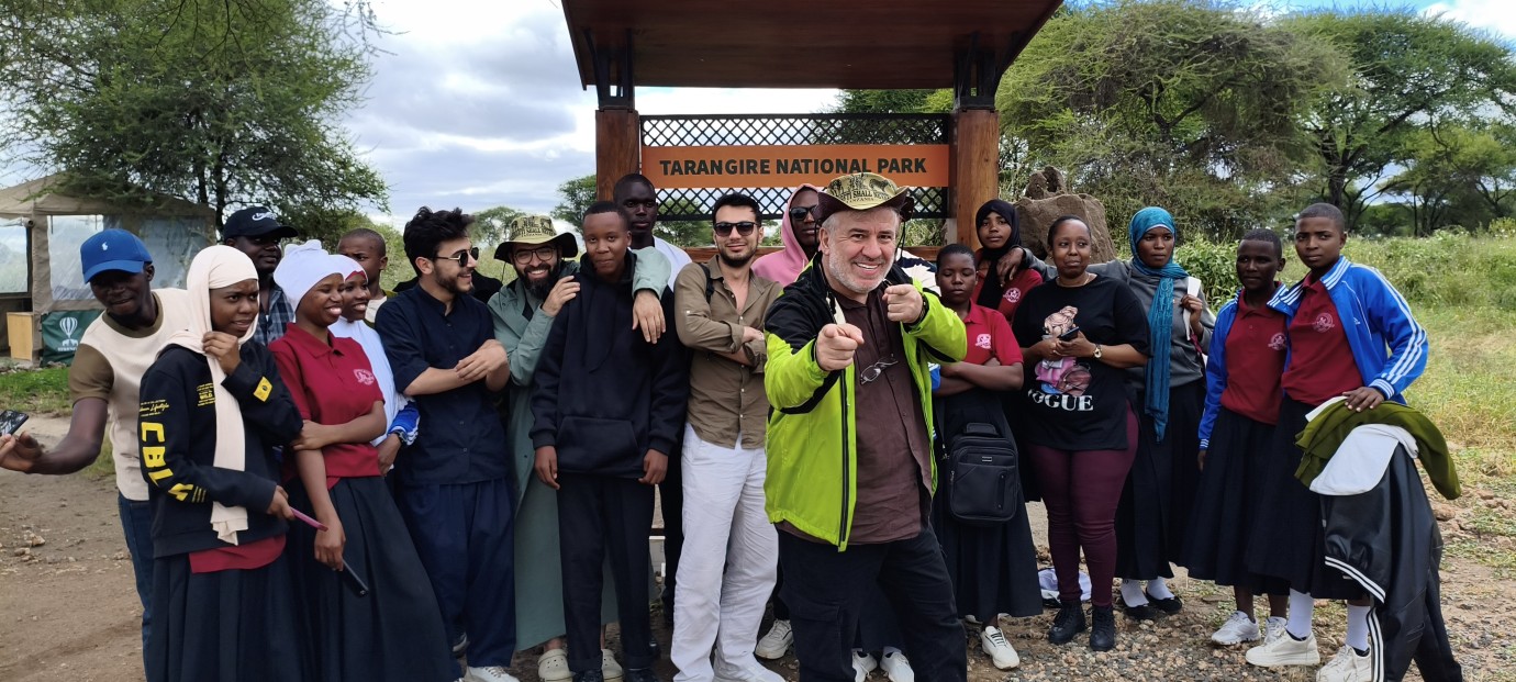 Fısıltı Haberleri GYY Sabahattin Birinci'den Tanzanya ve Afrika'ya Dair Çarpıcı İzlenimler: 