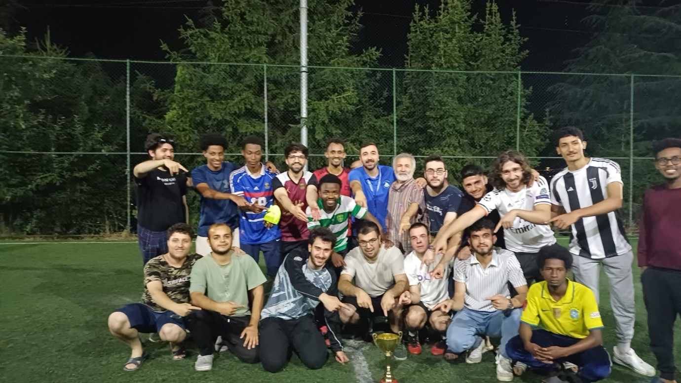 Nefes Kesen Finalle Necip Fazıl Öğrenci Yurdunda Futbol Şöleni!