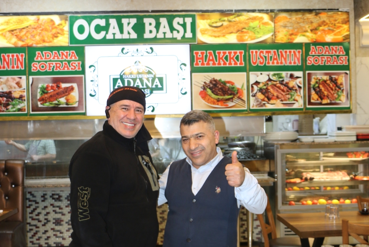 Gurme Tabağı'nda Adana Kebap + Tavuk Şiş + Sınırsız Çay Dahil Her Şey Sadece 250 TL! Fiyat Etiketleri Şaşırttı!
