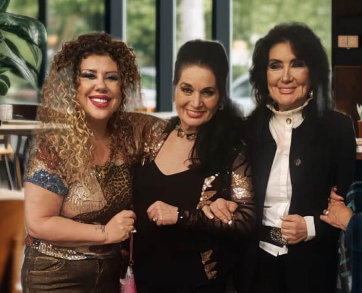 TÜRKÜ RÜZGÂRI KADIKÖY'Ü SARACAK! Zehra Ganioğlu Yönetiminde 