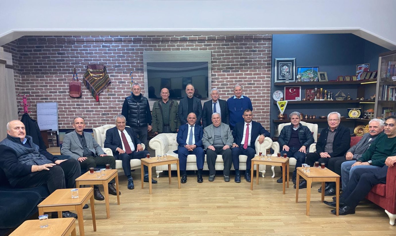SAKARYA’DA ÜST DÜZEY ZİYARET: PROTOKOL TRABZONLULAR DERNEĞİ’NDE BULUŞTU!