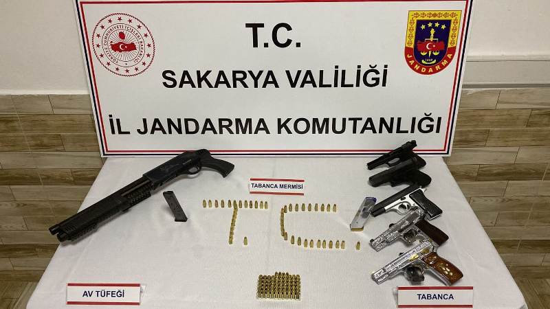 KARASU’DA CEPHANE GİBİ EV: JANDARMADAN KAÇAKÇILIK OPERASYONU!