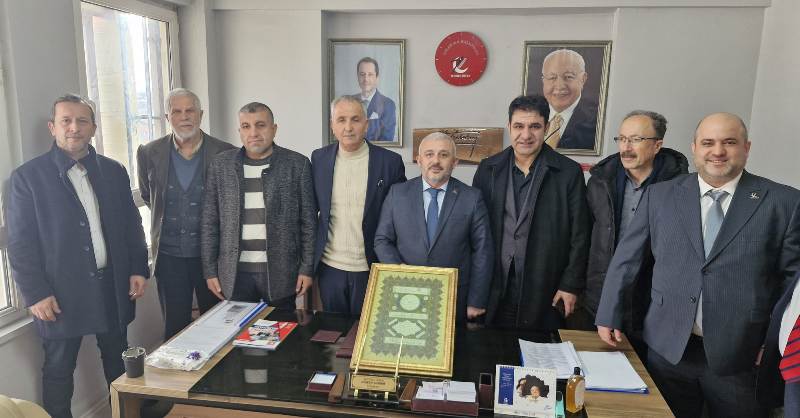 Sakarya Vanlılar Derneği’nden Yeniden Refah Partisi’ne İade-i Ziyaret