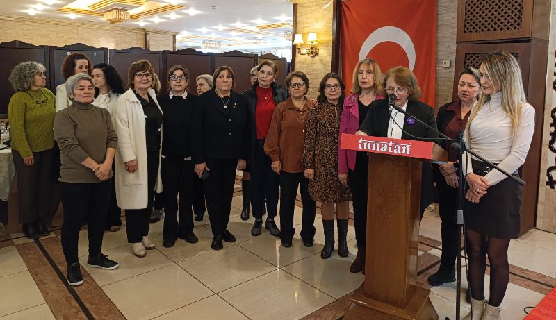 CHP SAKARYA’DA KADIN DAYANIŞMASI: “SEN YOKSAN BİR EKSİĞİZ!”
