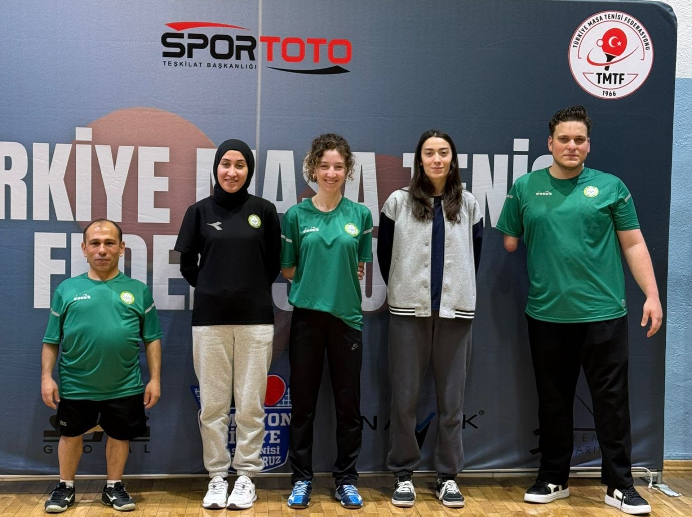 ÖZEL SPORCULARIN ANKARA ÇIKARTMASI: YENİHAYAT SPOR KULÜBÜ MADALYA YOLUNDA!