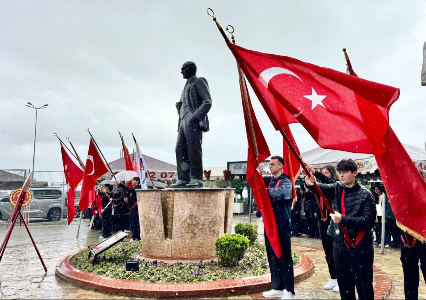 ALANYA'DA ATA'YA VEFA: 91 YILLIK GURUR VE COŞKU BİR ARADA! 