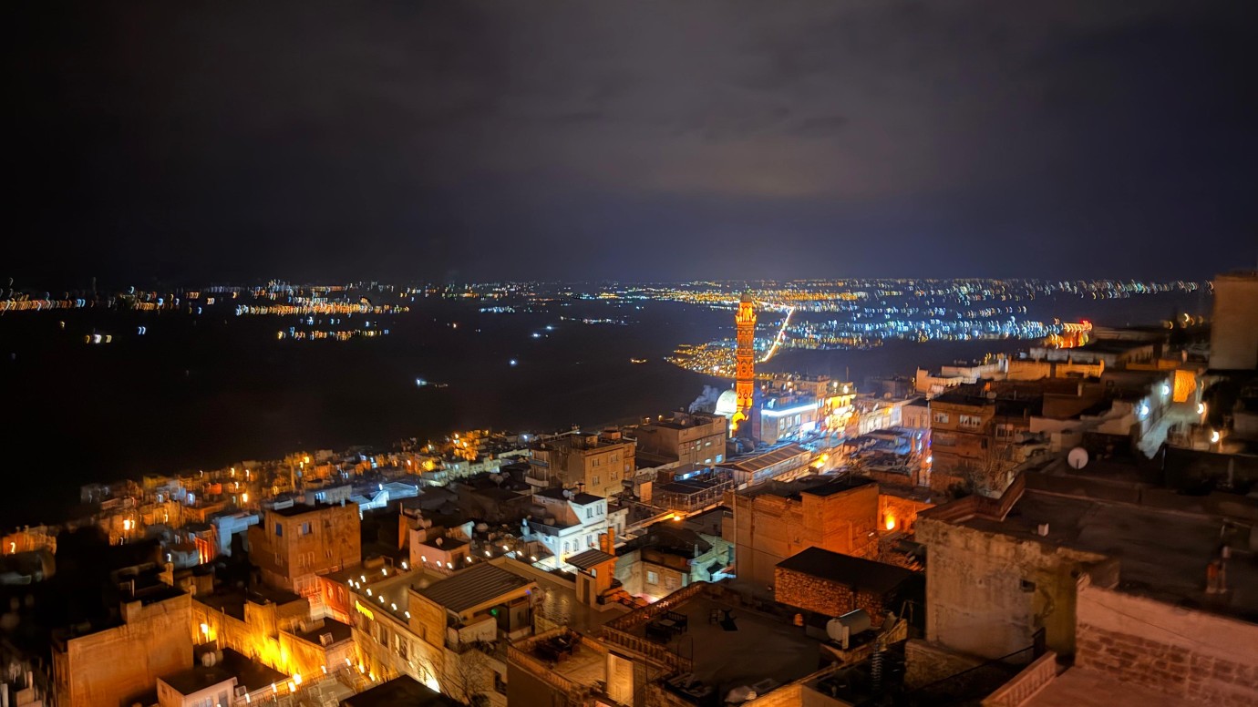 ​DİJİTAL MEDYANIN KALBİ TARİHİN BAŞKENTİNDE ATTI: MARDİN İÇİN DEV FIRSAT!