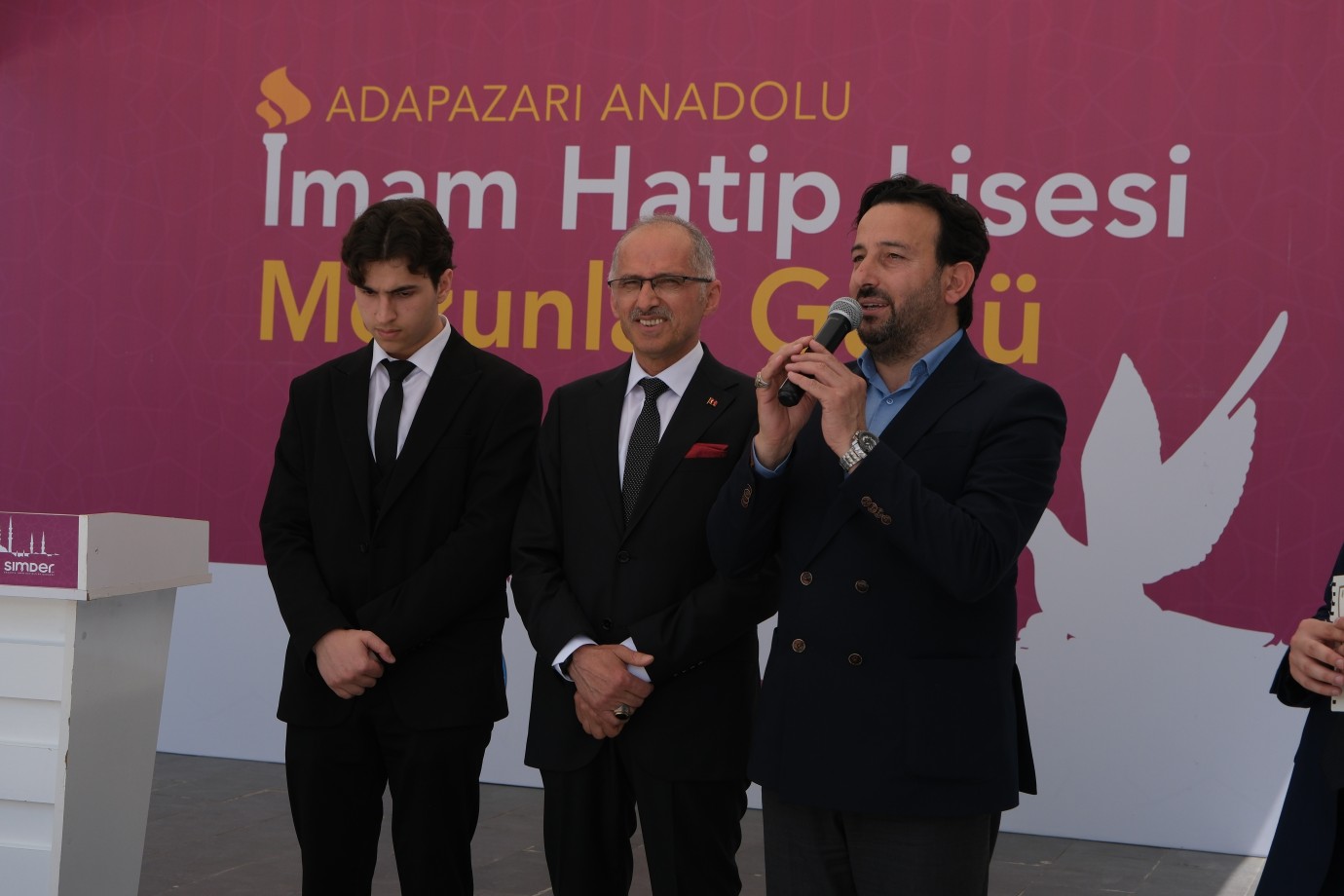 ADAPAZARI İMAM HATİP’TE VEFA GÜNÜ: 70 YILIN GURURU, 46. MEZUNLAR BULUŞMASI!
