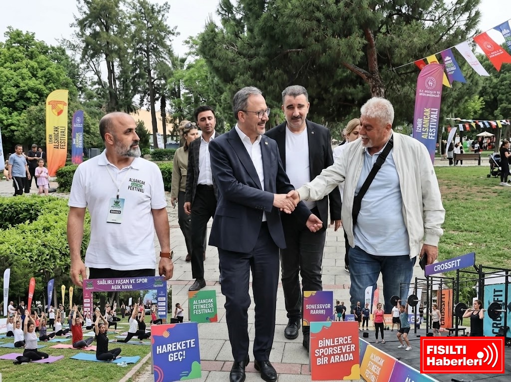İZMİR’DE TARİHİ SPOR ZİRVESİ: ALSANCAK FITNESS FESTİVALİ’NE BİNLERCE KİŞİLİK YOĞUN İLGİ!