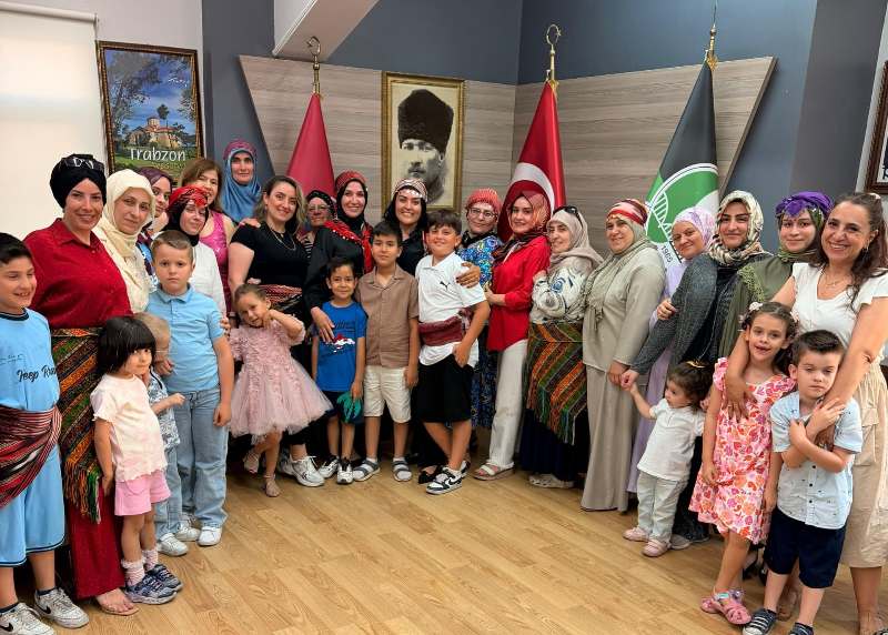 Sakarya’da Karadeniz Esintisi: Sağlık Çalışanları ve Trabzonlular Derneği’nden Kültür Köprüsü!