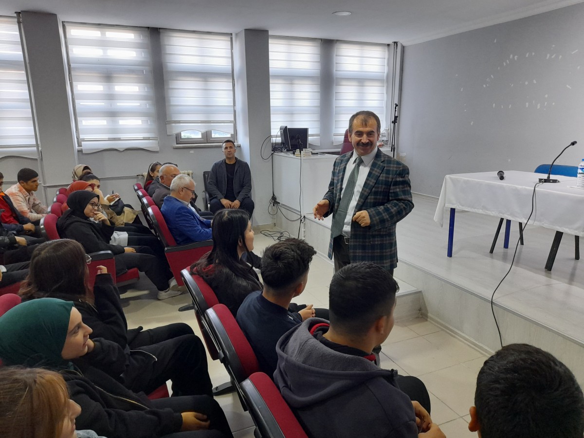 Prof. Dr. Mustafa Böyükata “GÜÇLÜ GELECEK İÇİN DONANIMLI GENÇ OLMAK”