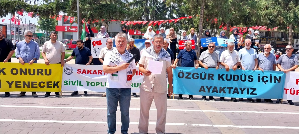Milli İrade Sakarya Meydanlarında; SAKARYA MİLLİ İRADE SİVİL TOPLUM KURULUŞLARI ADINA ENDERUN ÖZGÜN EĞİTİMCİLER DERNEĞİ SAKARYA TEMSİLCİSİ BAYRAM YILMAZ BASIN AÇIKLAMASI