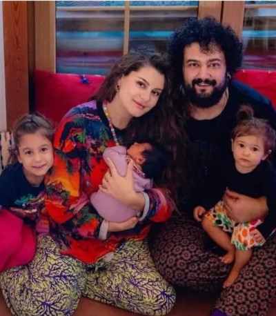 Atiye Dördüncü Kez Anne Oldu: İmany Bebek Dünyaya Geldi
